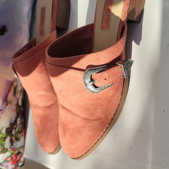 Forever 21 Mules - Picture 7 of 10